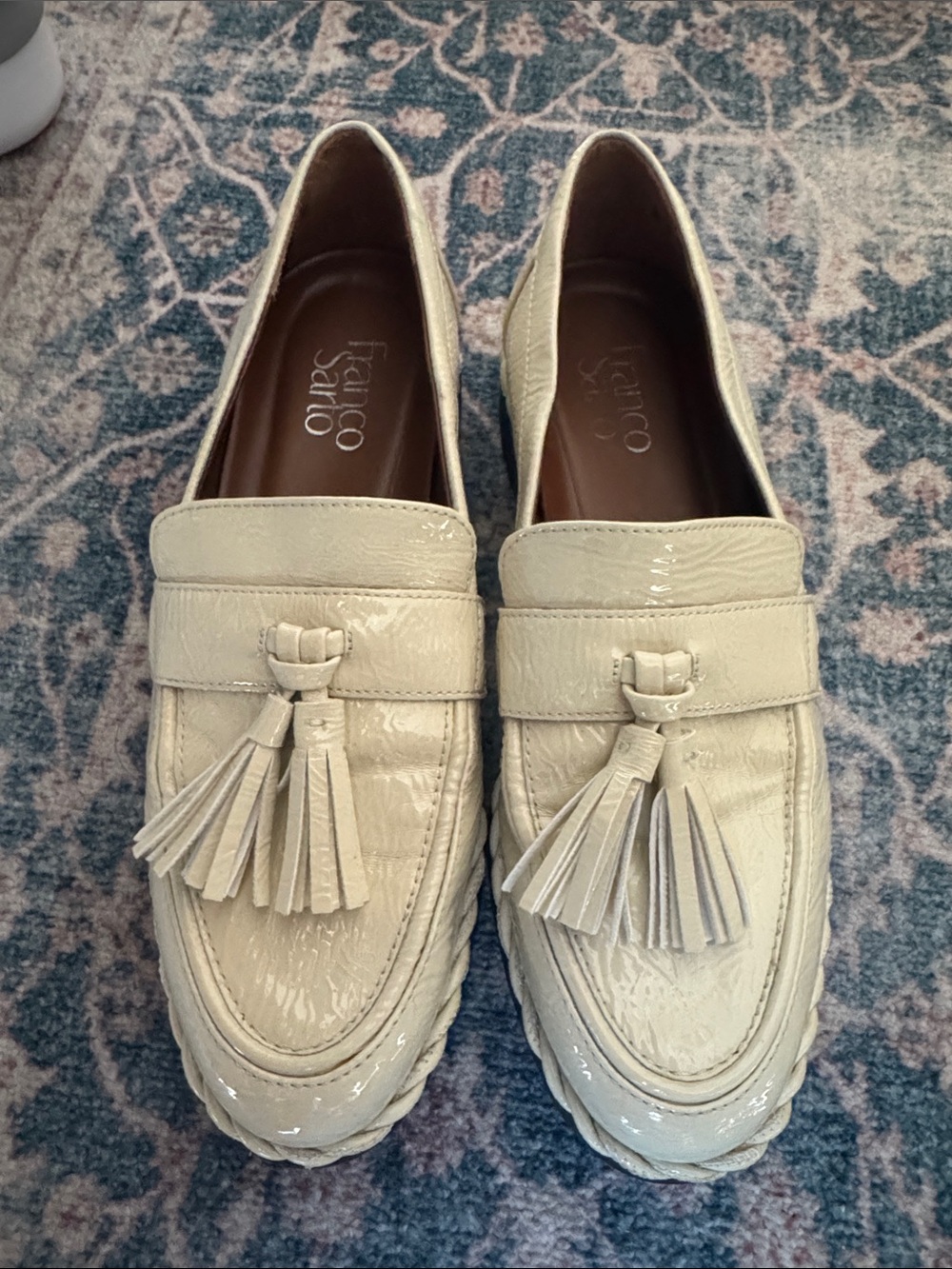 Franco Sarto Patent Tassel Loafers in Cream, Size 8